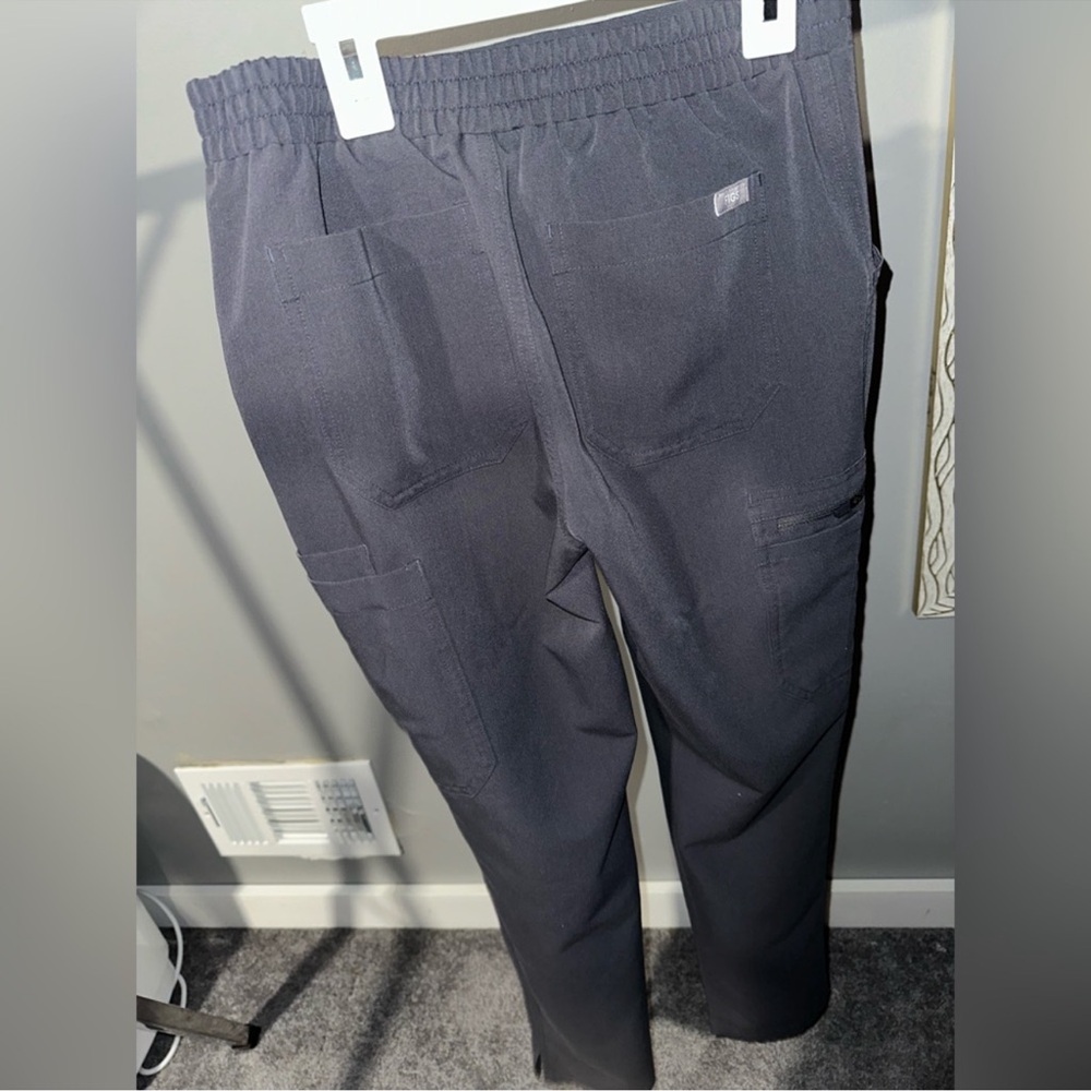 Xs figs pants